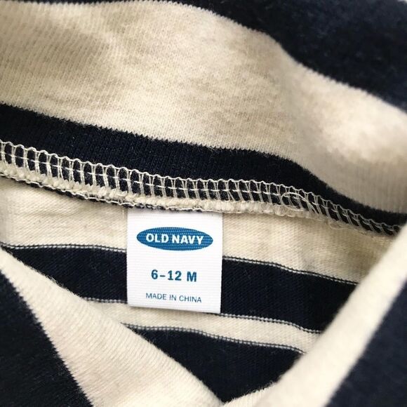 Old navy stripe Shaw neck  jumpsuit EUC  6-12 months - Picture 5 of 6